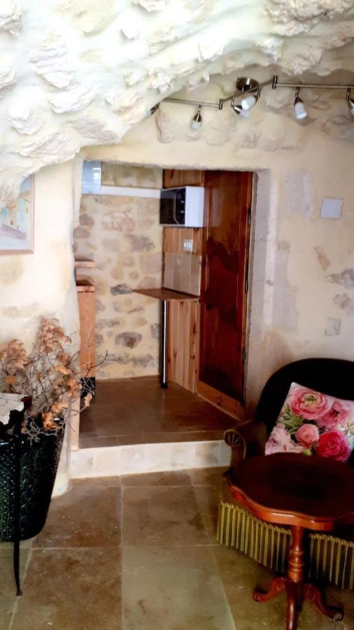 La Garde Adhemar, L'Escalier Medieval 外观 照片
