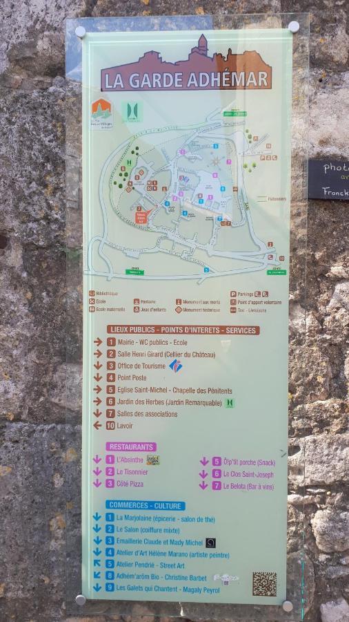 La Garde Adhemar, L'Escalier Medieval 外观 照片