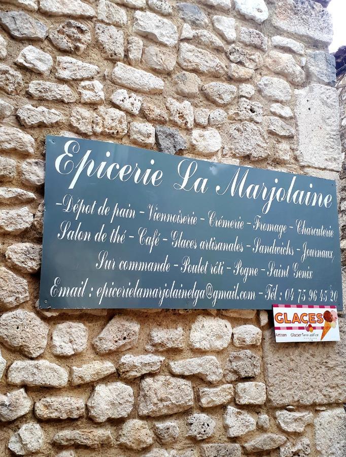La Garde Adhemar, L'Escalier Medieval 外观 照片