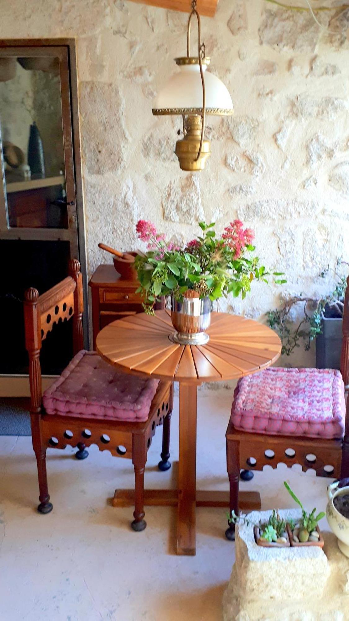 La Garde Adhemar, L'Escalier Medieval 外观 照片